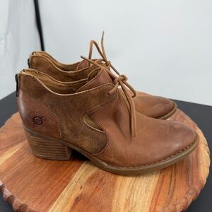 Born Celia Brown leather Ankle Bootie lace up sz 6.5